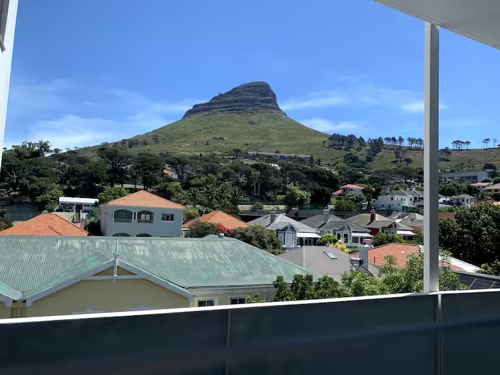 To Let 2 Bedroom Property for Rent in Tamboerskloof Western Cape